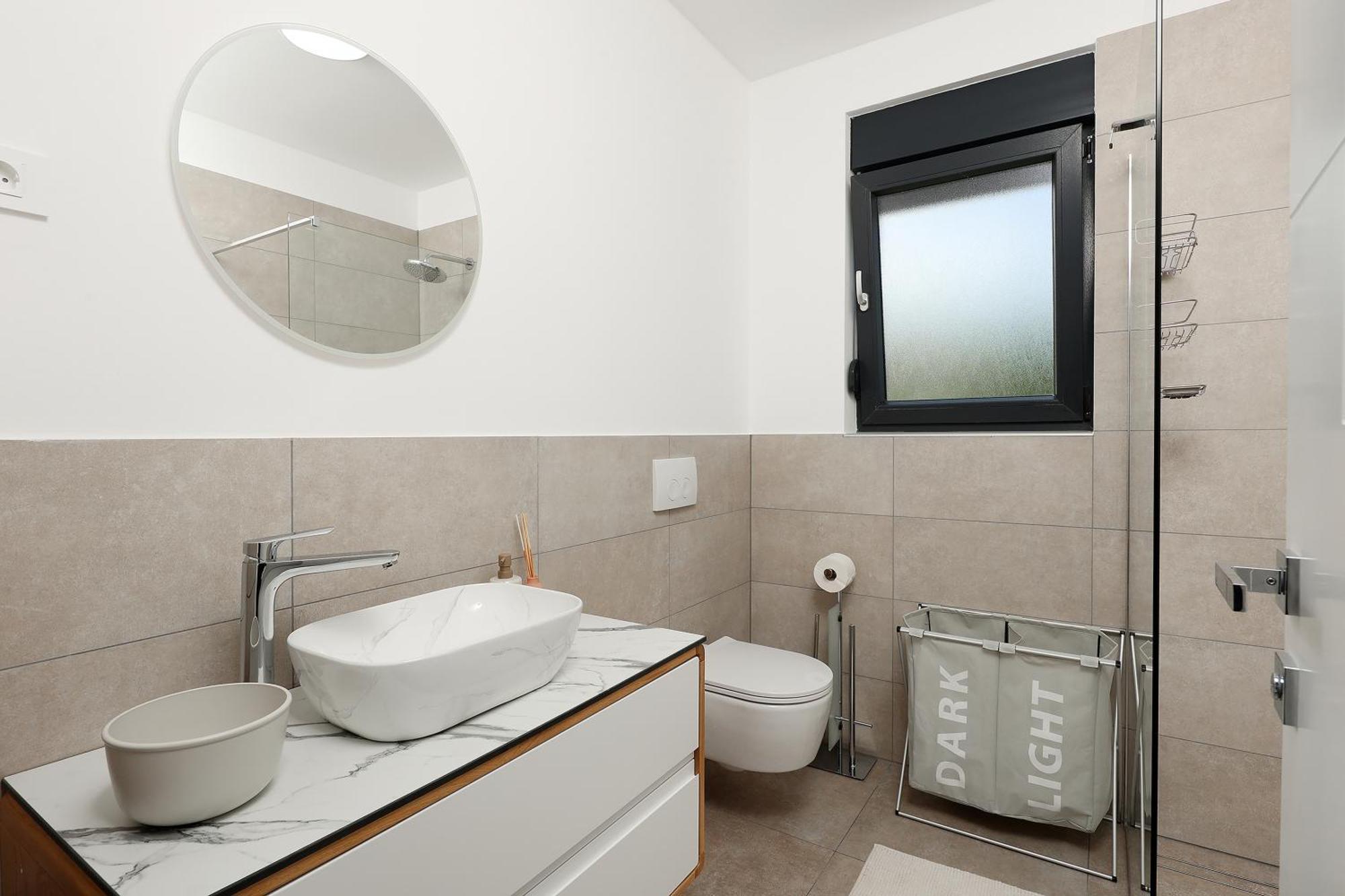 Apartment Anni-Free Parking&Evcharger-24H Self Check-In Opric المظهر الخارجي الصورة